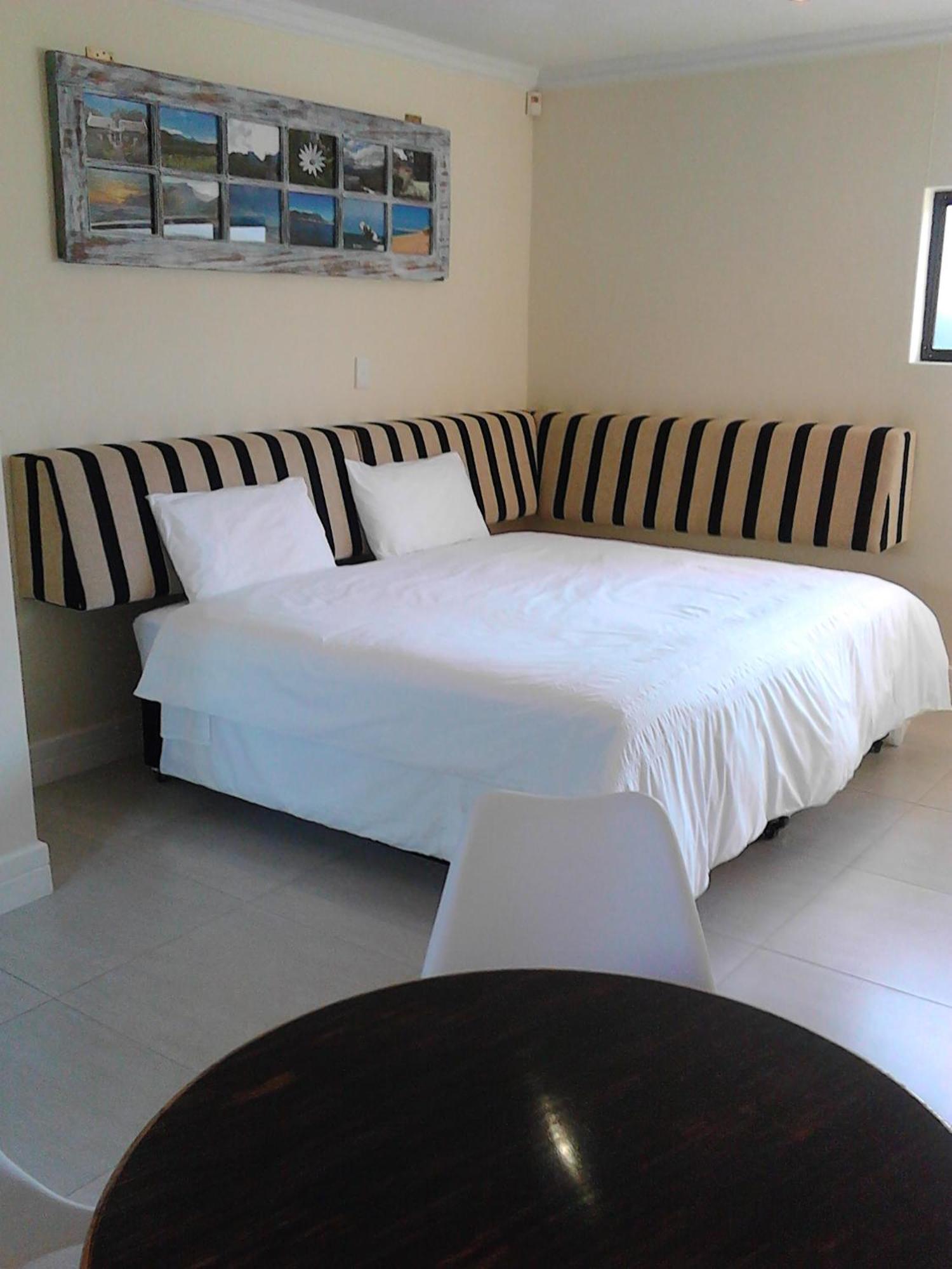 Port House Hotel Блубергстранд Екстериор снимка